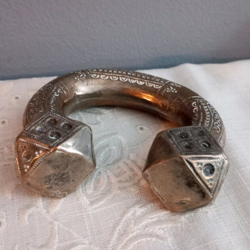 Pharmakero silver 500 bracelet used, large ethnic design