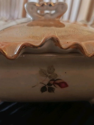 Serving dish for chocolates like new, 70-80 years old