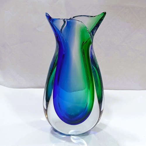 Collectible Murano Sommerso "Fish Tail" Vase like new, Mid-Century Modern