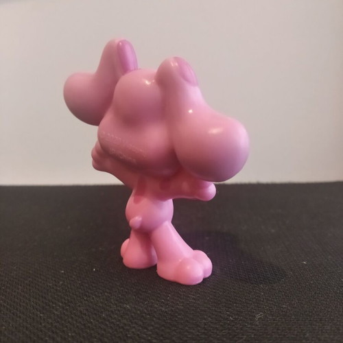 Magenta figure from Blue's Clues new