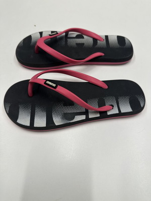 Arena flip flops size 32, black and pink, girls'