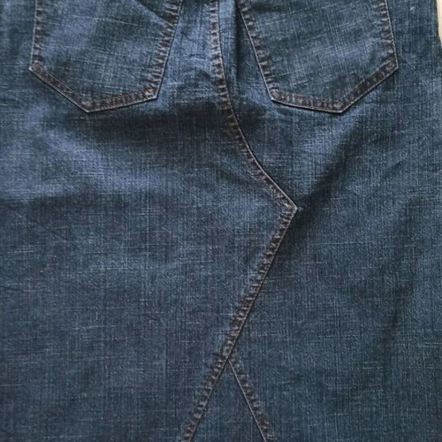 Set of 2 skirts Toi-moi and Rebecca Blu with gift T-shirt used