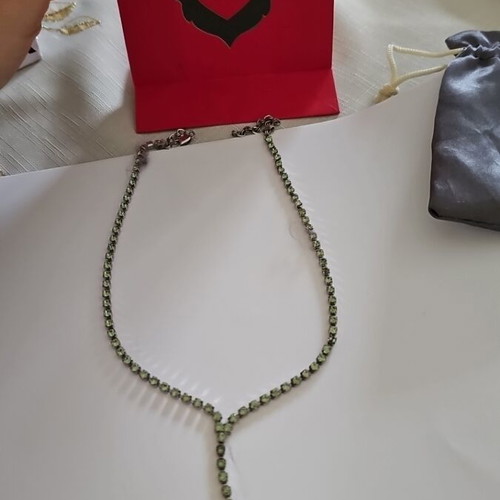 Loisir necklace green pistachio new unworn