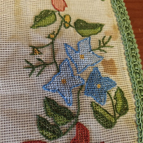 Handmade old table linen set used, 30x50 and 18x25 cm