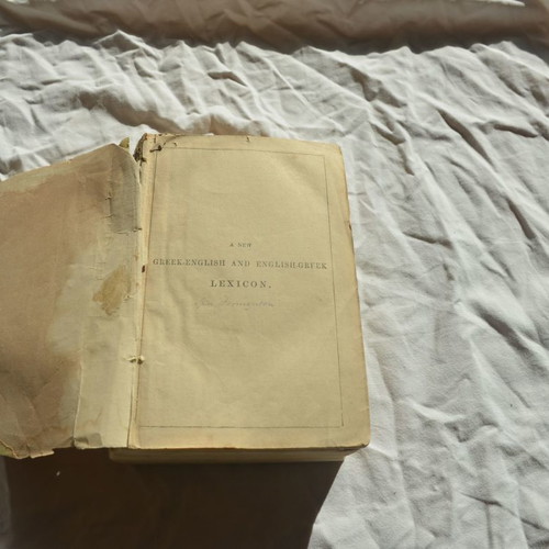 Dictionary 1861 used, English-Greek and Greek-English