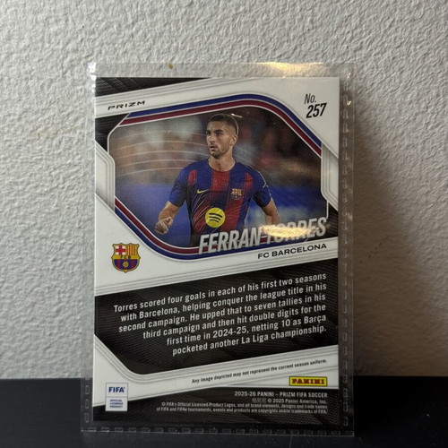Ferran Torres Silver Mosaic Panini Prizm 2025/26 Card new
