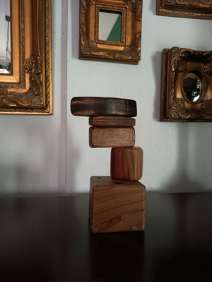 Μαγνητικό ξύλινο γλυπτό ισορροπίας καινούργιο