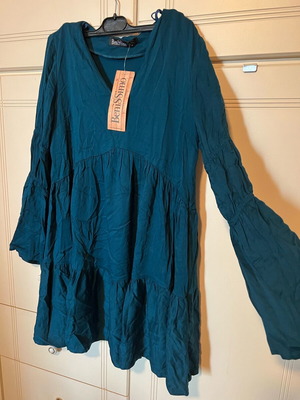 Benissimo dress one size short with ruffles petrol new