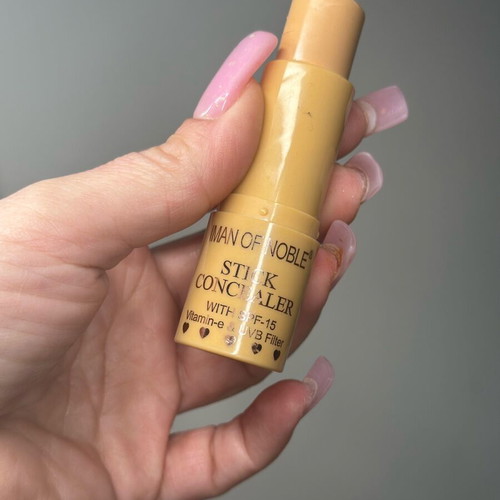 Concealer stick new, size 7