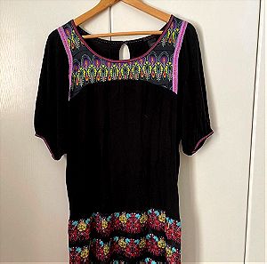 Custo Barcelona μπλούζα/φόρεμα ν.3 ( l/xl) Ελάχιστα φορεμένο (λάθος νούμερο) Αγοράστηκε 147 € πωλείται 40€