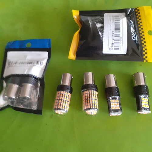 Car bulbs new, type BAU15S, 20 and 21 W Canbus yellow
