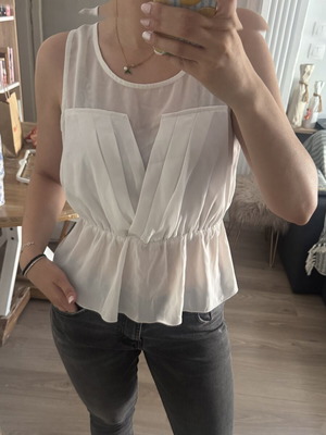 T-shirt with Sheer Panels used, size L, white