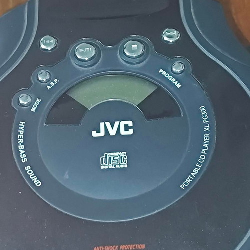 JVC XL-PG300 portable CD player used with Hyper-Bass and Anti-Shock