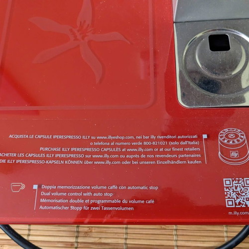 Iperespresso coffee maker ILLY Francis Francis Y1.1 used