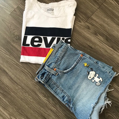 Levi's shorts and t-shirt set size XS new without tag