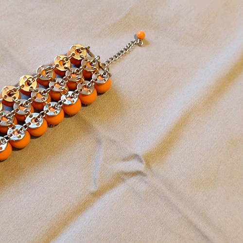 Accessorize bracelet used with orange beads 21 cm
