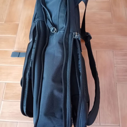 Tigernu backpack new with laptop compartment and protective cover