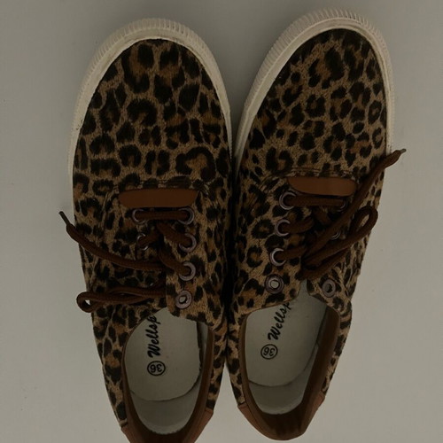 Shoes size 36 like new