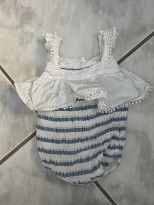 YELL-OH baby girl romper 3-6 months like new