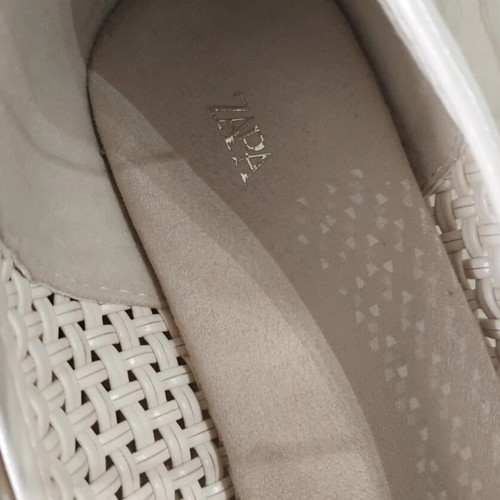 Zara ballerinas size 38 like new beige