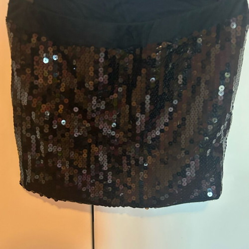 Skirt with sequins like new, black short elastic