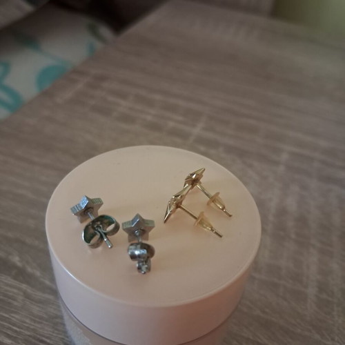 Steel earrings used, gold and silver set