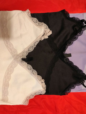 H&M tops pack of 3 like new, size S
