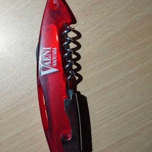 Multifunctional corkscrew bottle opener like new