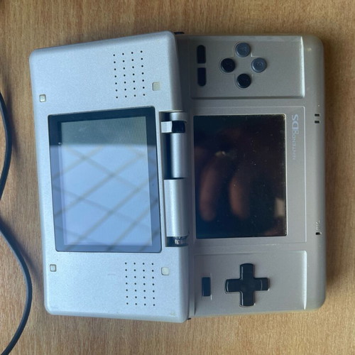 Nintendo DS used, for spare parts
