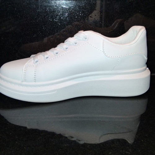 Sneakers Antonio Donati size 37 white, like new