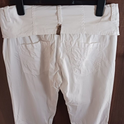 Ysatis white short pants like new, size M