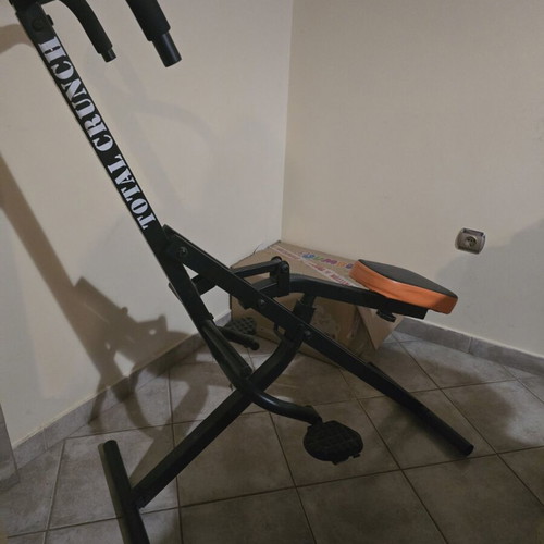 Total Crunch Fitness multi-exercise machine like new for home workout