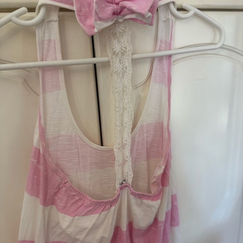 Maxi dress used with embroidery on the back, white and pink