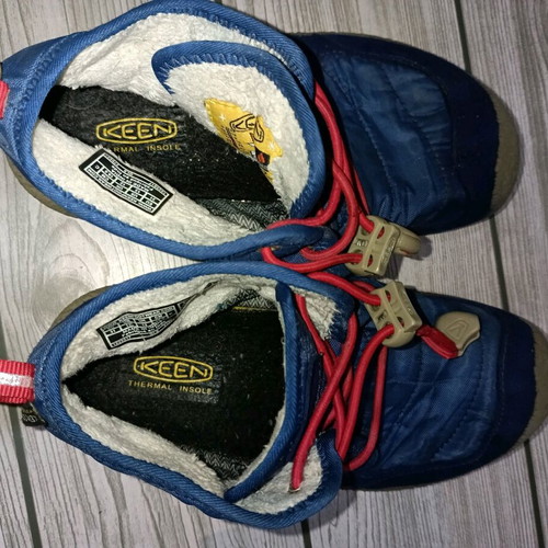 Keen Waterproof Dry Howser boots like new, size 31