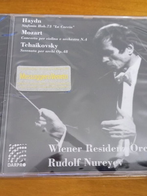 Wiener Residenz Orchester CD with works by Haydn, Mozart, Tchaikovsky new