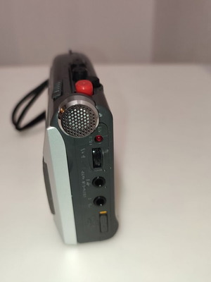Μαγνητόφωνο Sony tcm 200dv μεταχειρισμένο, πολύ καλή εξωτερική κατάσταση