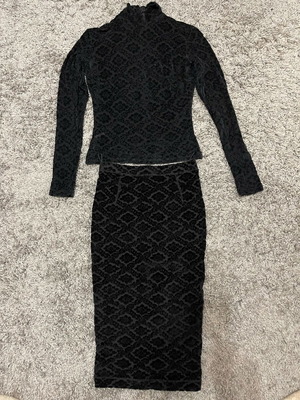 Future Ozbek elastic lace velvet set black like new