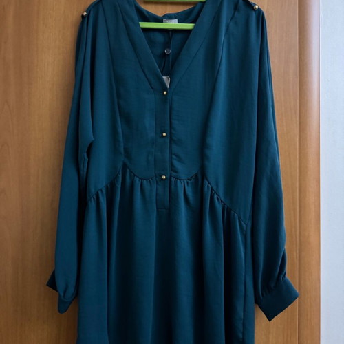 Hoss Intropia shirt new, green, size XL