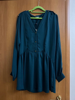 Hoss Intropia shirt new, green, size XL