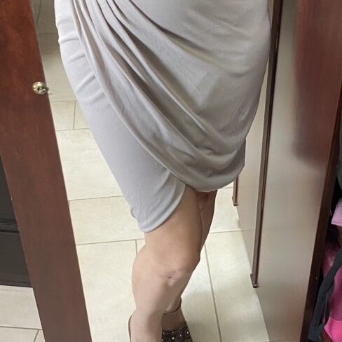 Toi&Moi women's skirt like new, gray and beige, size L