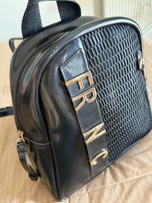 FRNC women's black backpack like new