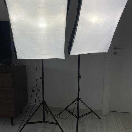 Ombar LED Photo Studio Lightbox like new, set of two