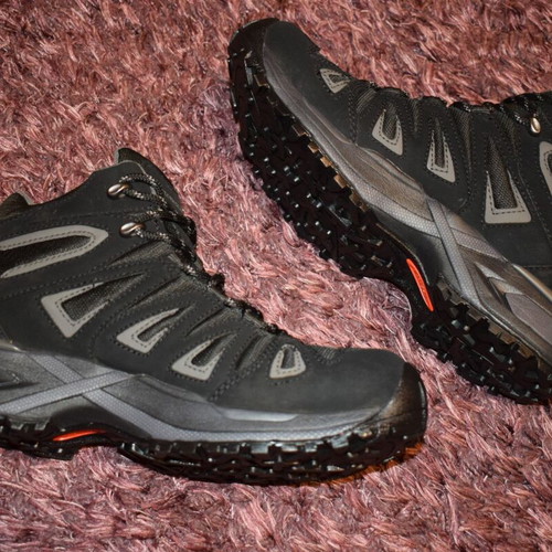 Treksta Nevado Mid GTX boots black, like new, size 40