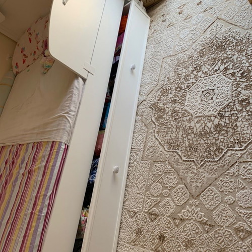 Romantic half-double teen bed like new with mattress and guardrail