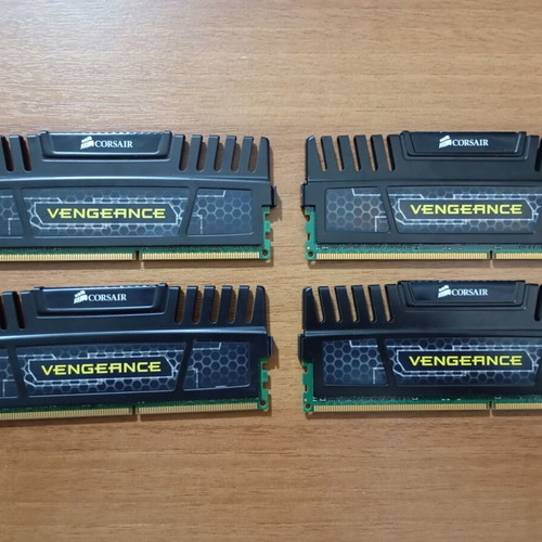 Corsair Vengeance DDR3 RAM 2x4GB dual channel kit like new