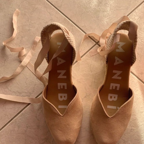 Manebi beige sandals size 40 like new