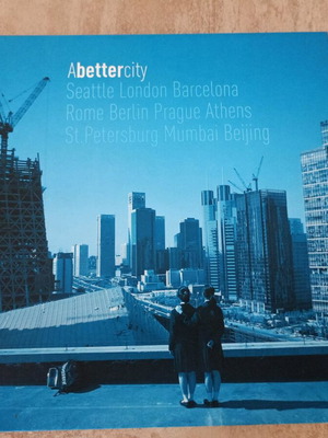 A Better City book in very good condition, English-Italian