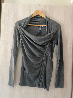 Jasper Konan blouse gray, like new, size S