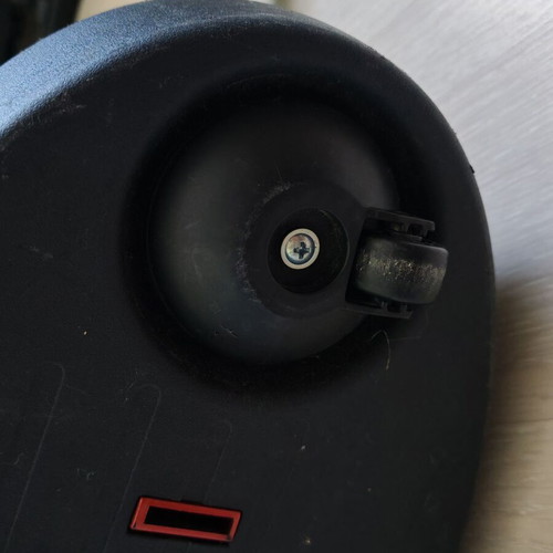 Sang JC601 vacuum cleaner used with Xavax brush