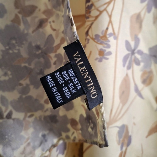 Vintage Valentino silk floral shawl like new, beige